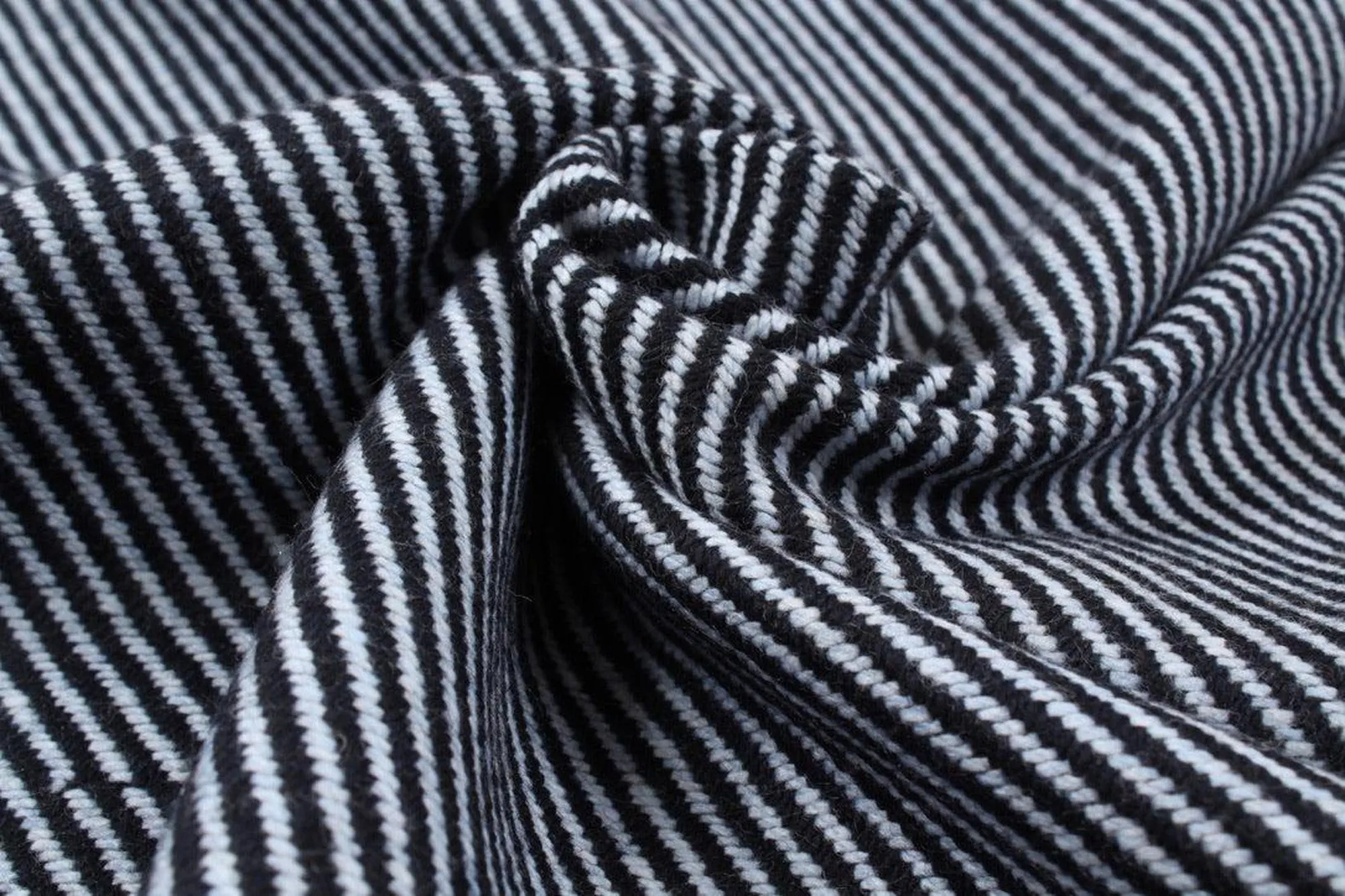 Diagonal Stripes Heavy Recycled Wool - Double Face