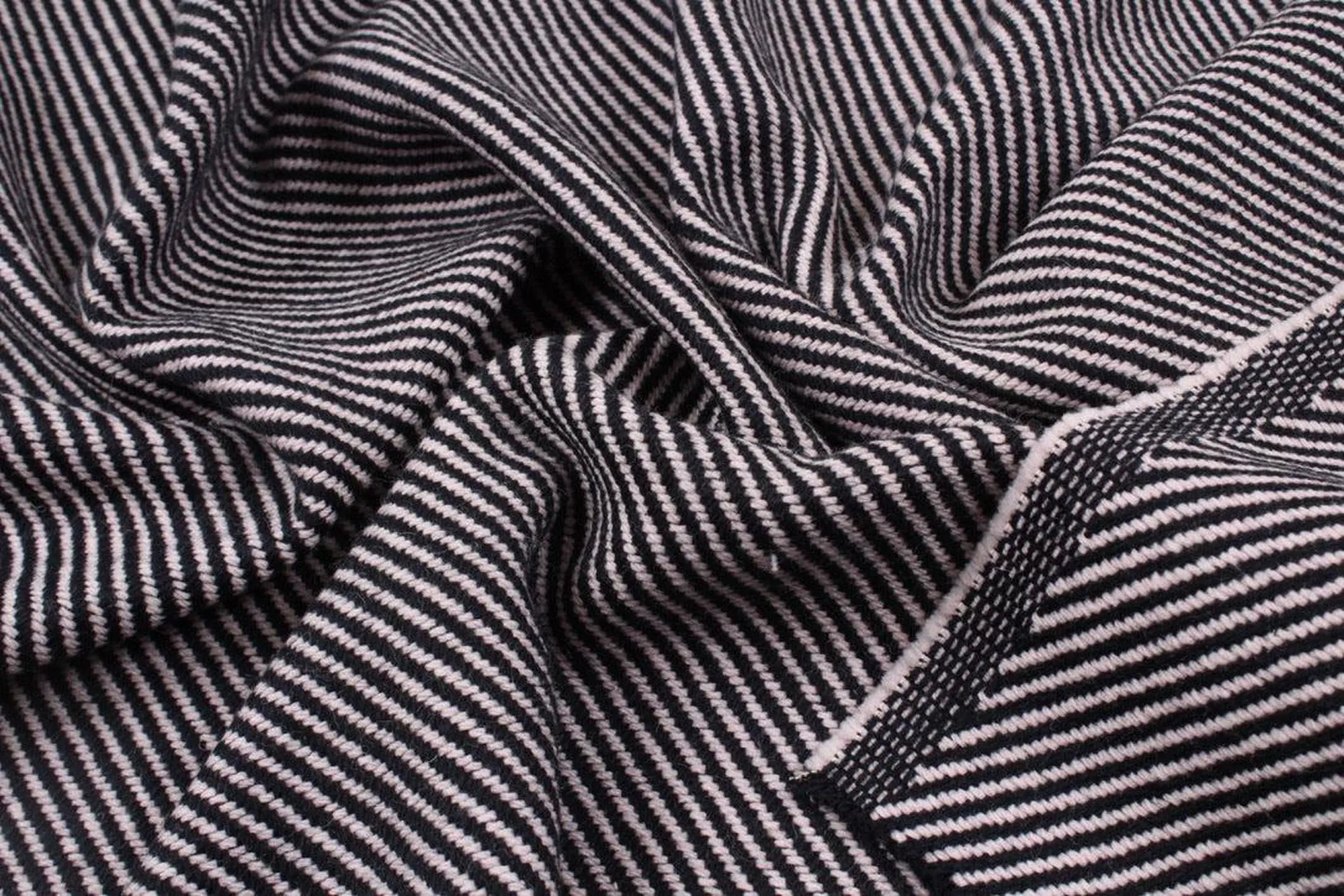 Diagonal Stripes Heavy Recycled Wool - Double Face