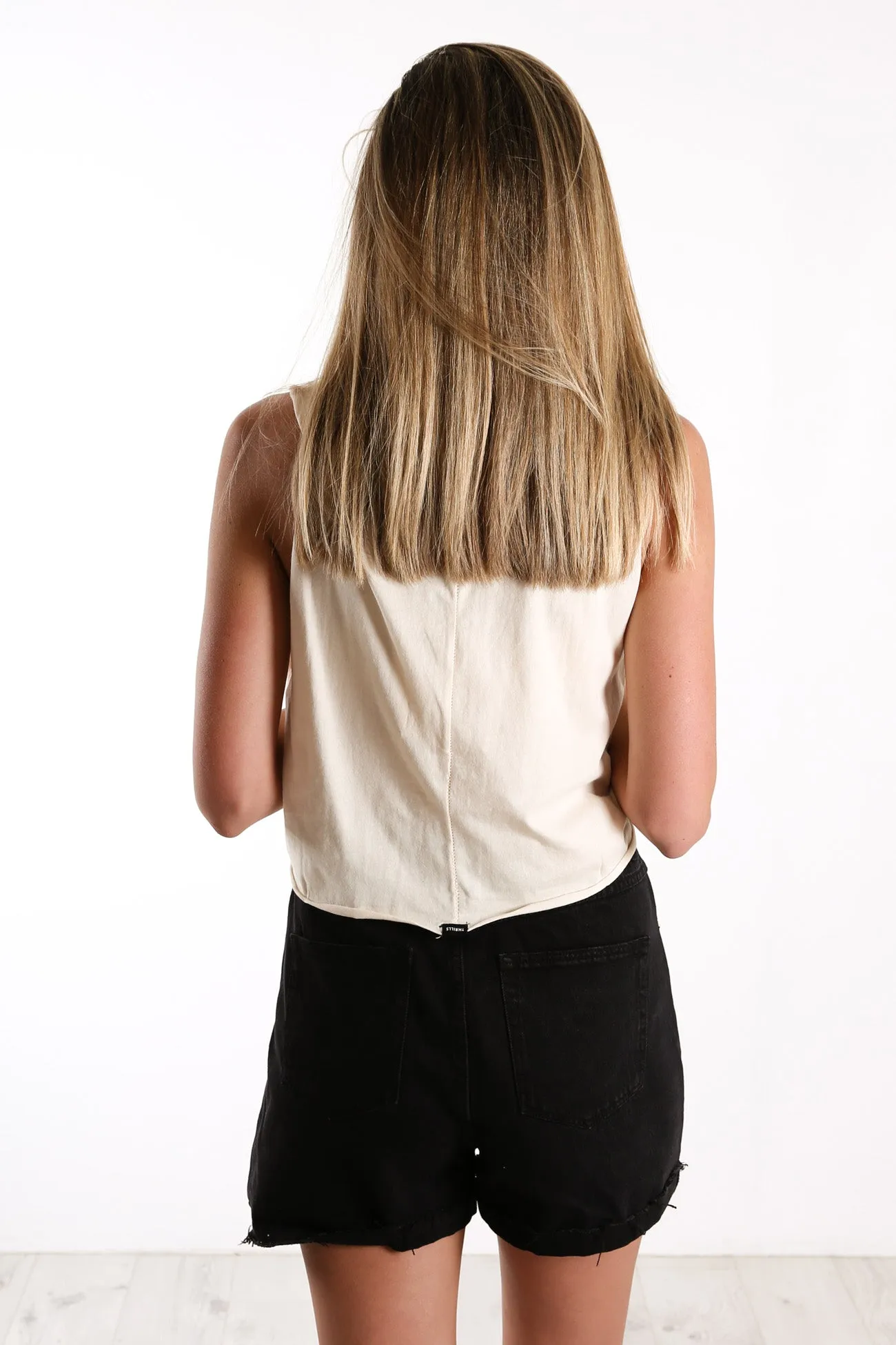 Minimal Thrills Crop Muscle Unbleached