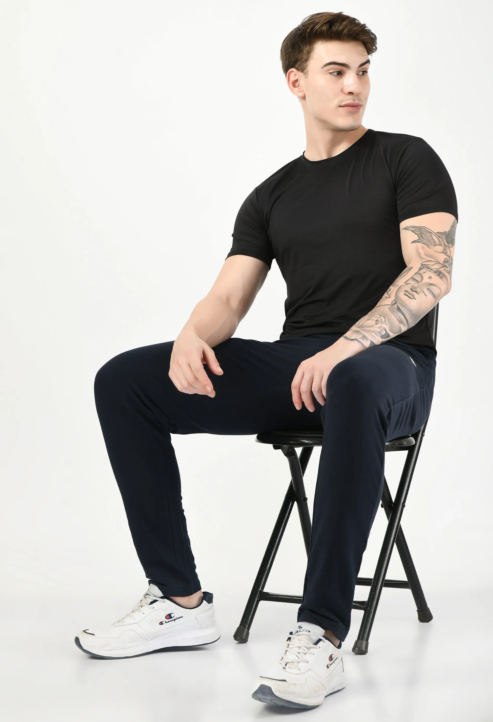 Navy Solid Relaxed Fit Casual Trouser