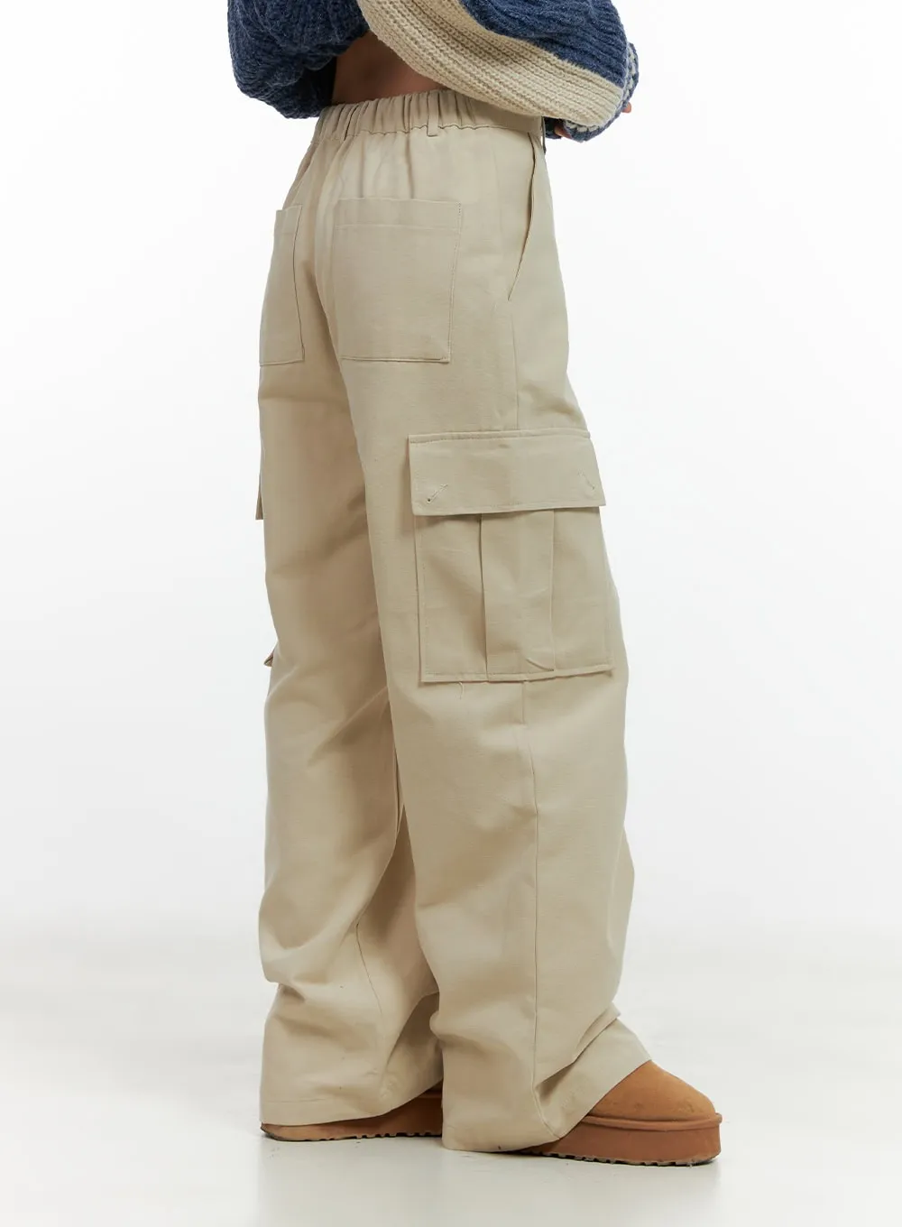 Relaxed Fit Cargo Trousers CN412